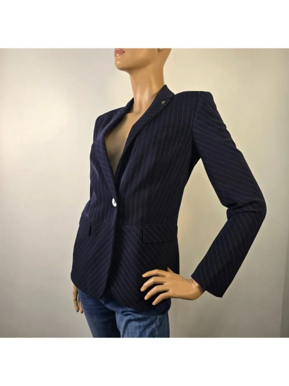 Tommy Hilfiger Blazer Jacket Classic Navy Blue Pinstripe 1 Button Front Sz 4